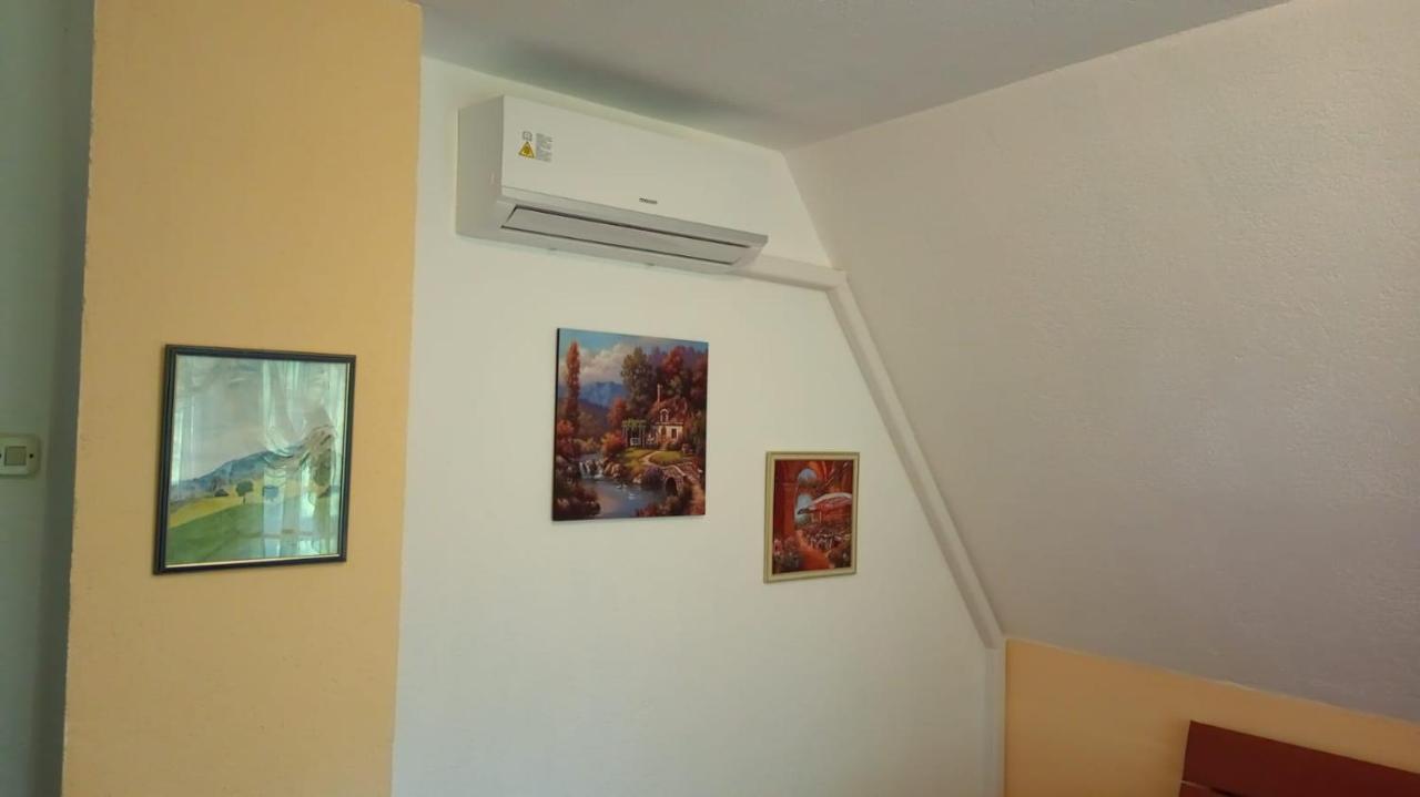 Cottage Forest Stream Visoko Εξωτερικό φωτογραφία